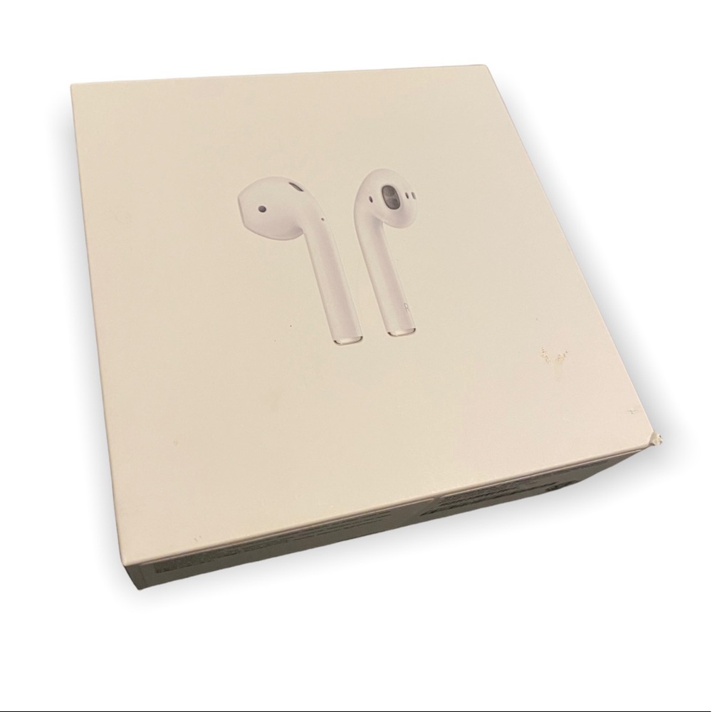 Apple Airpods 2nd Generation (PRICE NOT FINAL, OFFERS WELCOME)